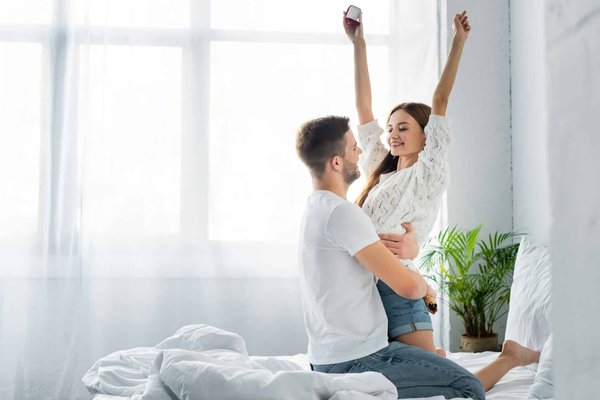 Comment les petites entreprises peuvent-elles contribuer à la création d'emplois durables dans leur communauté?